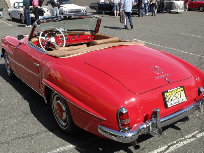 Mercedes Benz 190SL roadster. 