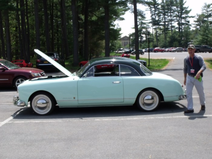 "Best Car of the Rally" award winner, 1954 French Ford Comete