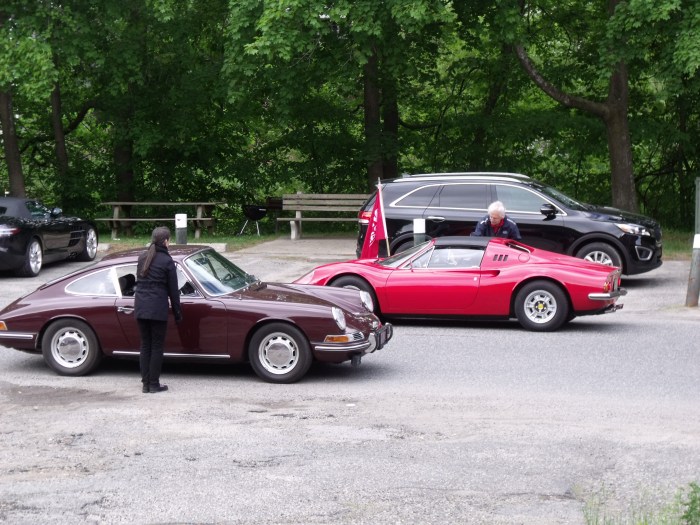 Porsche 911 and Ferrari Dino.