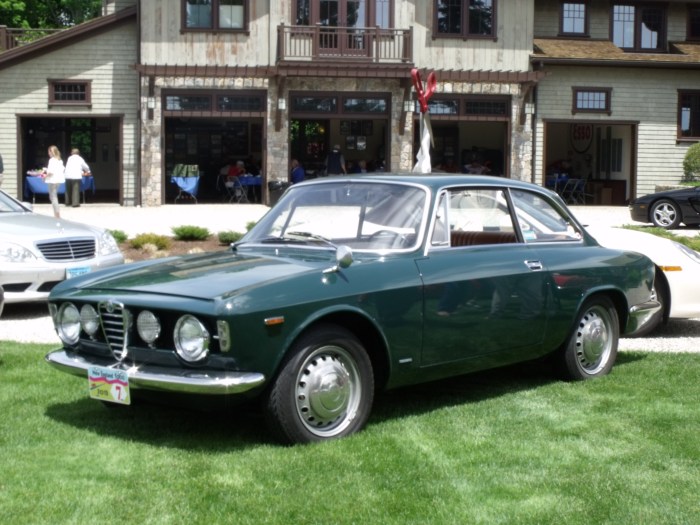 The Alfa in front of Scheffler's garage.