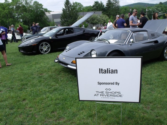 Yes, there were cars other than Ferraris in the Italian class. 