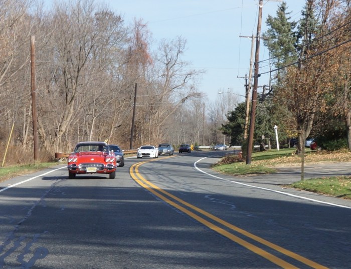 The others follow the Corvette (as they should)