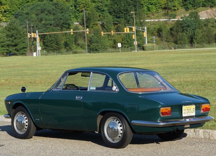 Richard's 1967 Alfa GT 1300 Junior